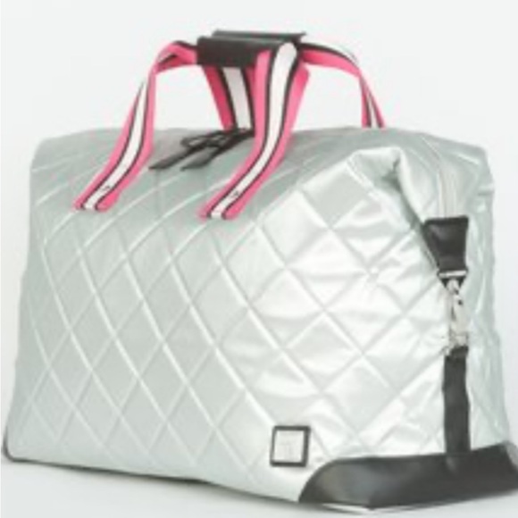 IHKWIP Convertible Getaway Duffle Bag - Picture 15 of 15